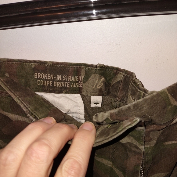 GAP khaki pants - Picture 3 of 6